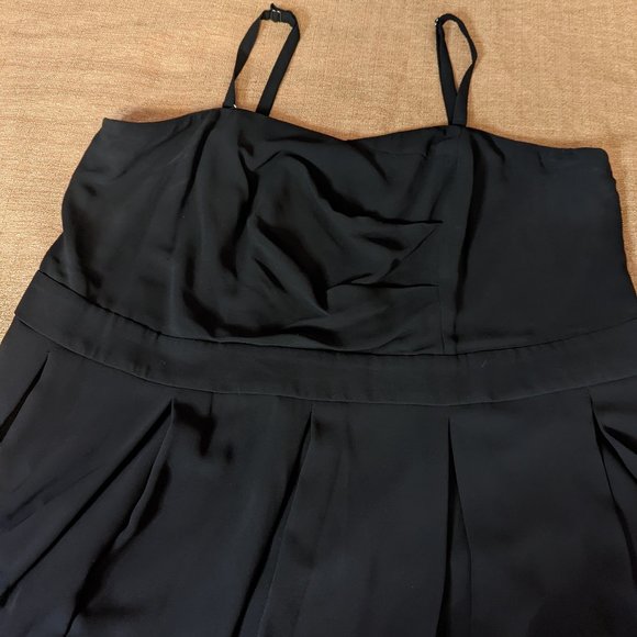 ❌SOLD❌  💕👗 Little Black Dress - Picture 3 of 7